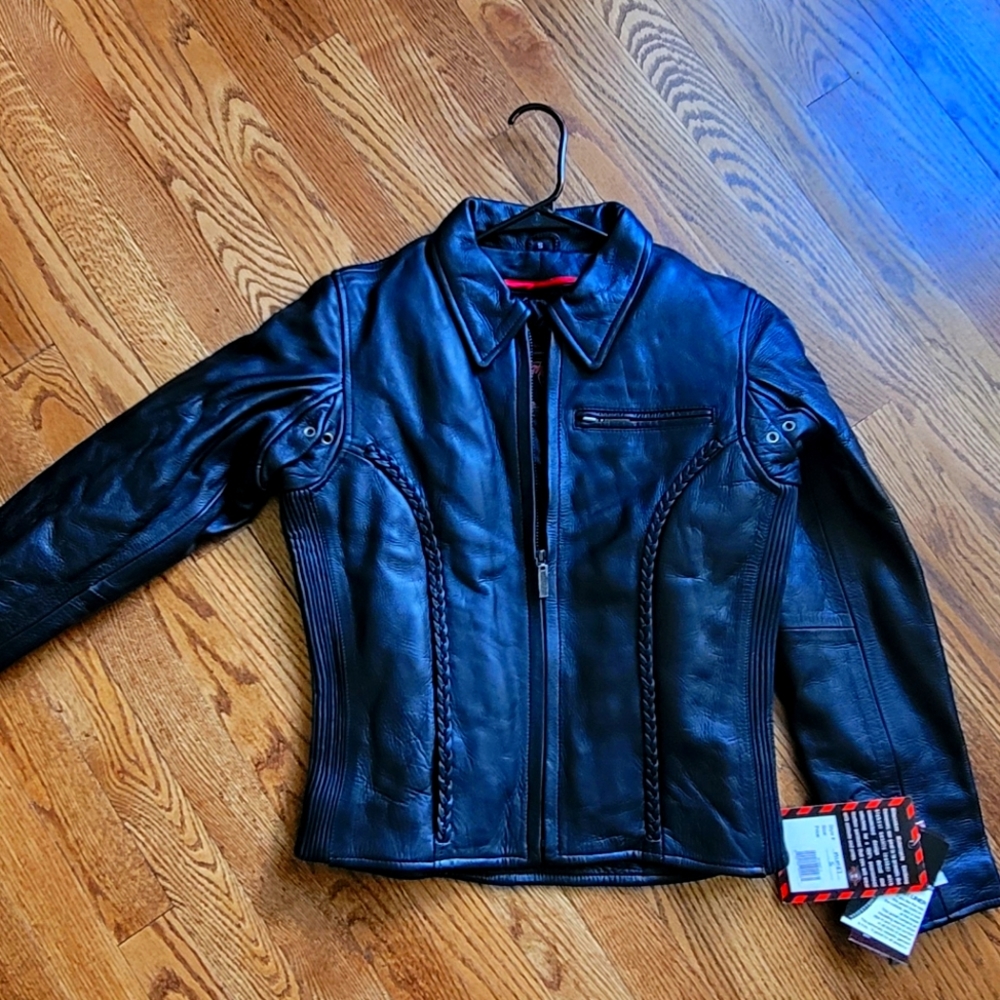 New With Tags!  Milwaukee Women's Leather BIKER JACKET!Size Small